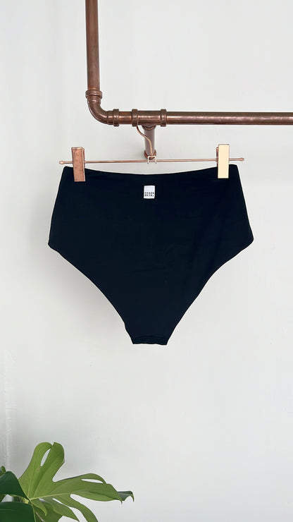 Tulum Bottoms | Black